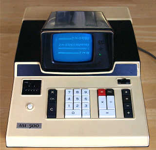 Figure 27 — The Descal ASI-500, a Japanese CRT calculator of about 1969–70.