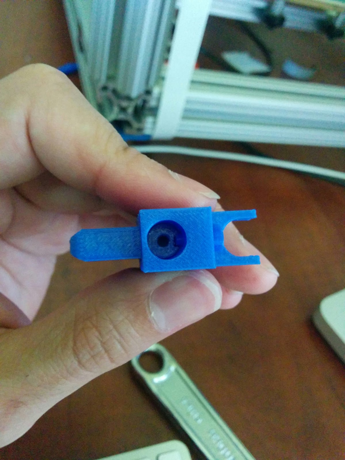 Figure 8 — A digit selector knob assembly. Each selector shaft runs to five components — a two-part shaft body at 100% infill, the knob at 30%, a guide screw and bearing pin at 100%, and plates at 30% — with …