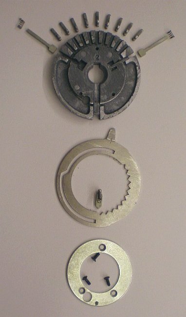 Figure 2 — The pinwheel of Odhner and Baldwin: a disc with nine sliding teeth, pushed out by a setting ring, so that the wheel itself has 0 to 9 teeth.