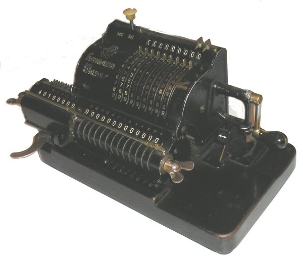 Figure 6 — Manus C, second variant, serial 6629: the higher base and plain lettering of the C's built from about serial 6001.